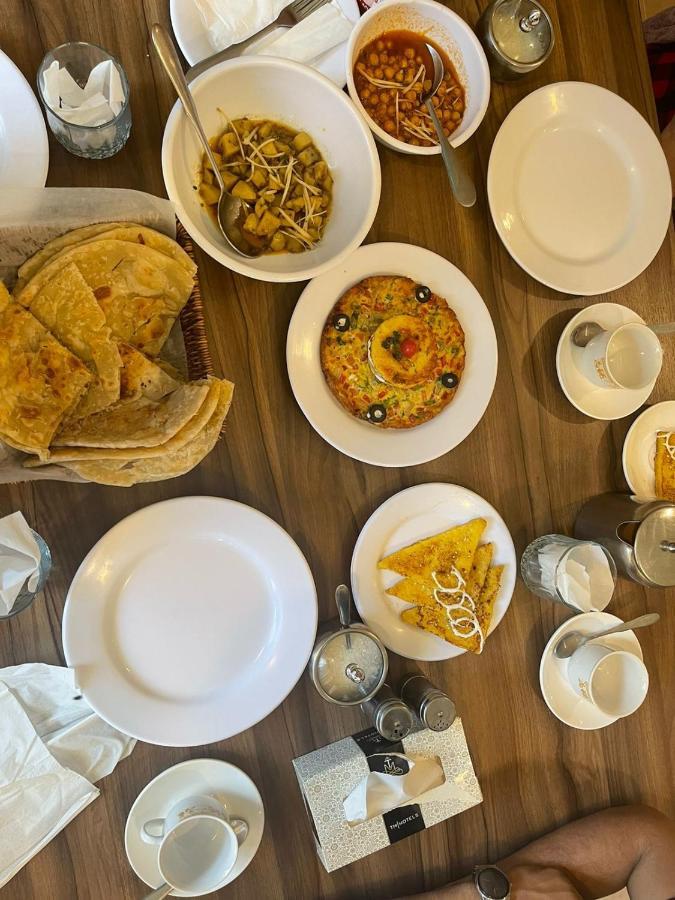 Shelton Hotel Mardan Εξωτερικό φωτογραφία